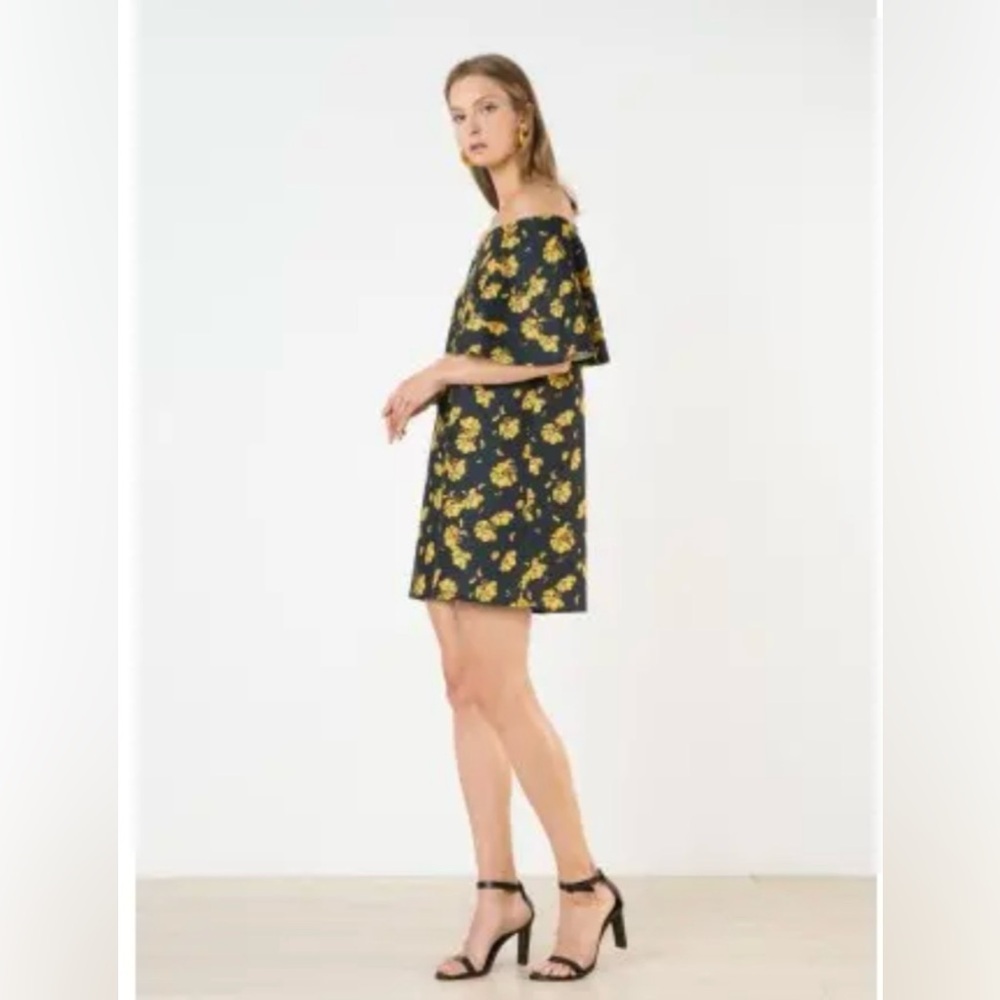 Oak&Fort-Floral-black -yellow- off /on the shoulder Dress-Bell -EUCLike new-Sz S